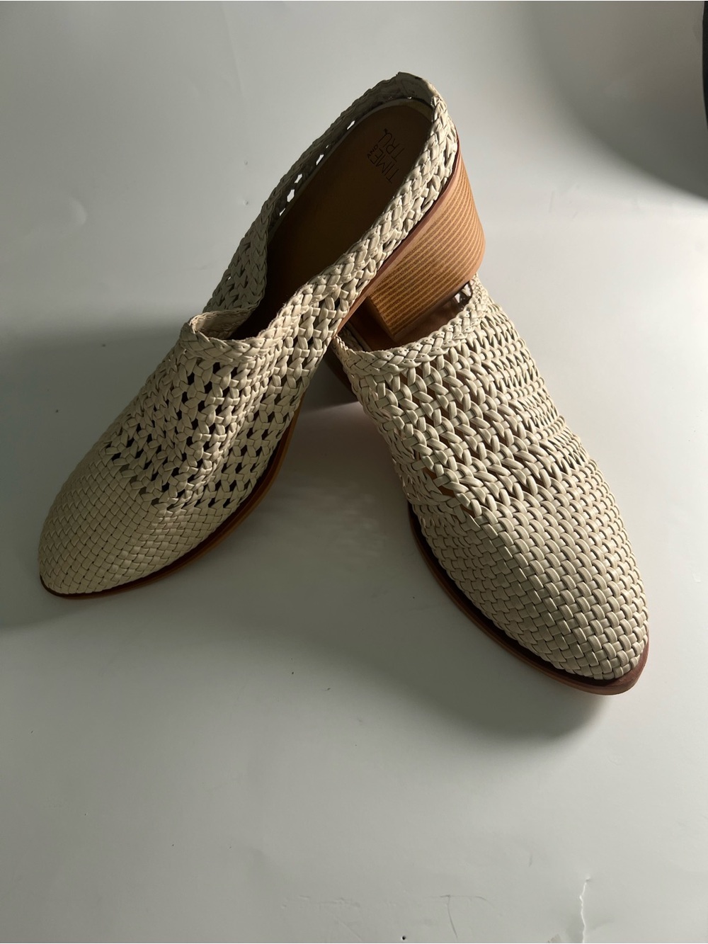 Time and Tru Braided Slip-On Mules in Cream Size 11